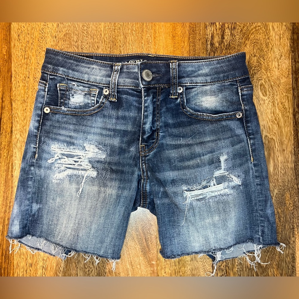 American Eagle Outfitters Midi Shorts